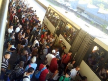 Queixas sobre �nibus aumentam 20% entre 2010 e 2011 em SP entre 2010 e 2011 em SP