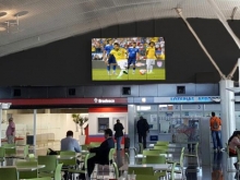 Pre�os nas alturas: passageiros reclamam dos valores da comida no aeroporto JK