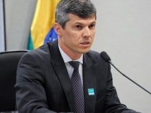 Comiss�o ouve ministro dos transportes sobre privatiza��o de aeroportos