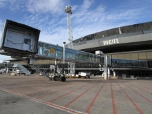 Deputados questionam modelo de concess�o do aeroporto de Recife