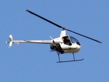 T�cnicos investigam um acidente com helic�ptero em vinhedo no interior de S�o Paulo