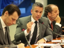 Audi�ncia hoje discute concess�o de aeroportos