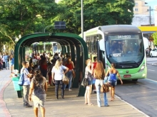 Justi�a anula conselho de mobilidade e mant�m suspenso reajuste de �nibus em S�o Jos�