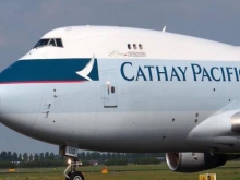 Protesto em aeroporto de Hong Kong re�ne 5 mil pessoas e causa cancelamento de voos