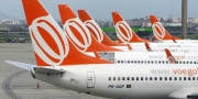 Companhia a�rea deve indenizar cliente mineira por espera de 8 horas em aeroporto