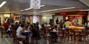 Pre�os da alimenta��o lideram queixas a aeroportos brasileiros