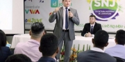 Governo estuda obrigar companhias a�reas a dar passagem a jovem carente