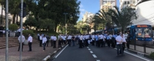 Passeata de taxistas contra regras diferentes para aplicativos afeta tr�nsito no Centro de Campinas