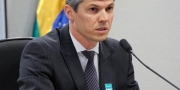 Comiss�o ouve ministro dos transportes sobre privatiza��o de aeroportos