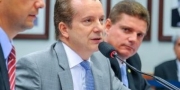 C�mara instala subcomiss�o para discutir cobran�a de mala despachada