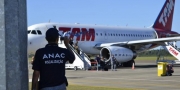 Governo vai mudar modelo para nova privatiza��o de aeroportos