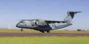 Aeronave faz pouso de emerg�ncia