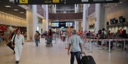 Leil�es devem abrir acordos para voos mais baratos