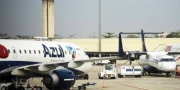 Voos em SP atrasam ap�s falha em radar
