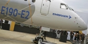 Acordo mais pr�ximo com Boeing faz Embraer decolar