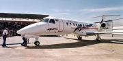 Avi�o da Embraer cai nos EUA e deixa um morto